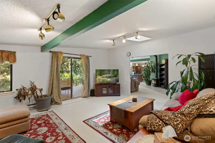 Bonus room also leads to covered deck