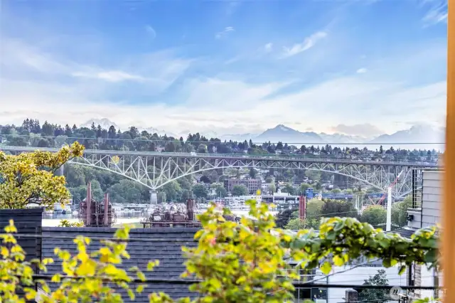 Western view of the Aurora Bridge, Lake Union, Gas Works Park & Olympic Mountains