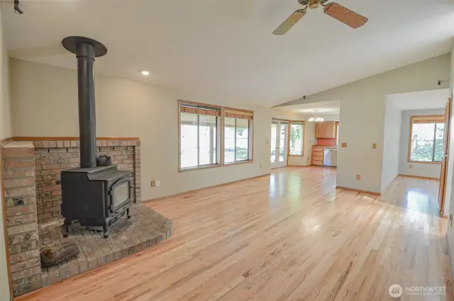 Open Concept living to Kitchen and Dining room