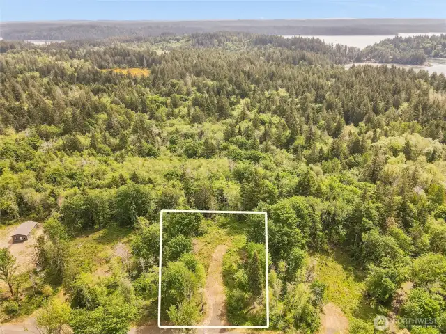 Two lots on either side also available - compound living!