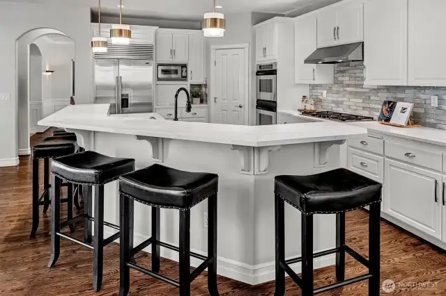 High end stainless steal appliances await the gourmet cook.