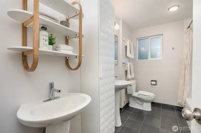 Full bath on the main floor