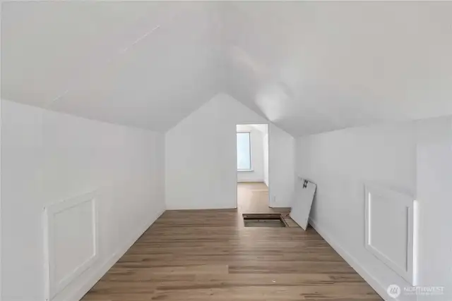 Lots of space for a blank canvas.