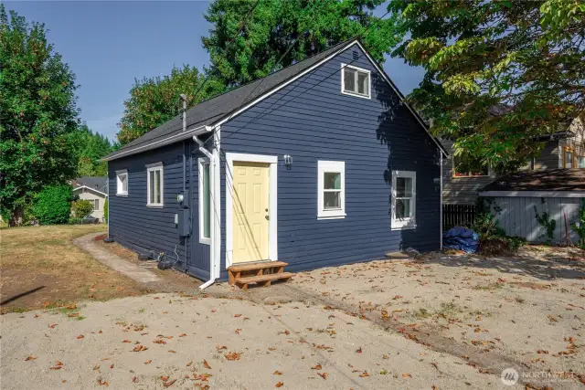 New Exterior paint and roof.