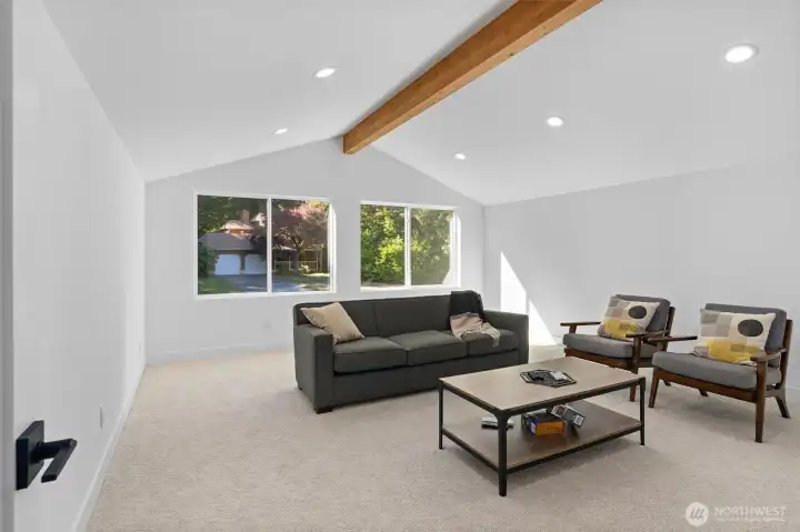 Large Bonus room addition (with permits)