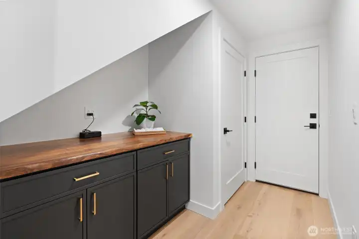 live edge storage in mudroom