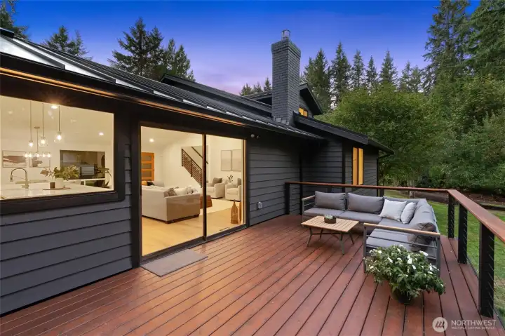 brand new cedar deck with metal cable railings