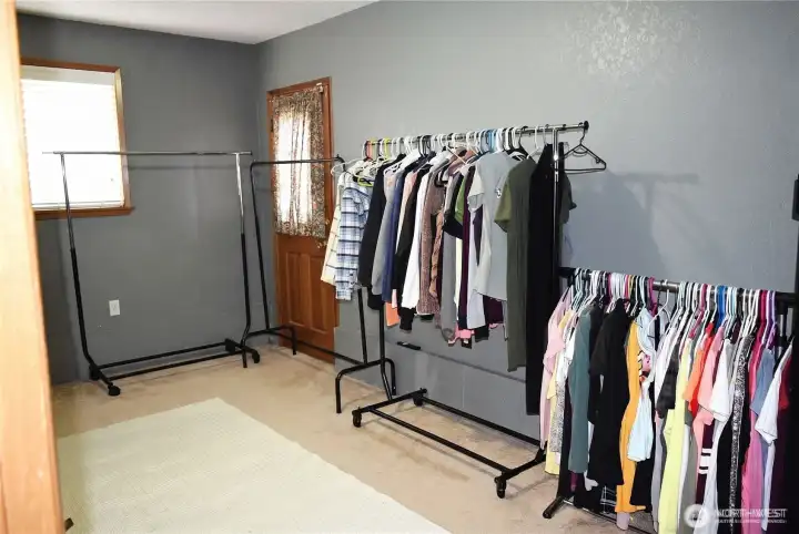 4th bedroom downstairs with separate entry. 4th bedroom downstairs with separate entry.