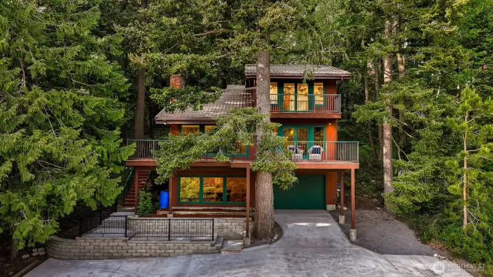 With over $195k in updates in the past 4 years, this home is sure to please. With over $195k in updates in the past 4 years, this home is sure to please.