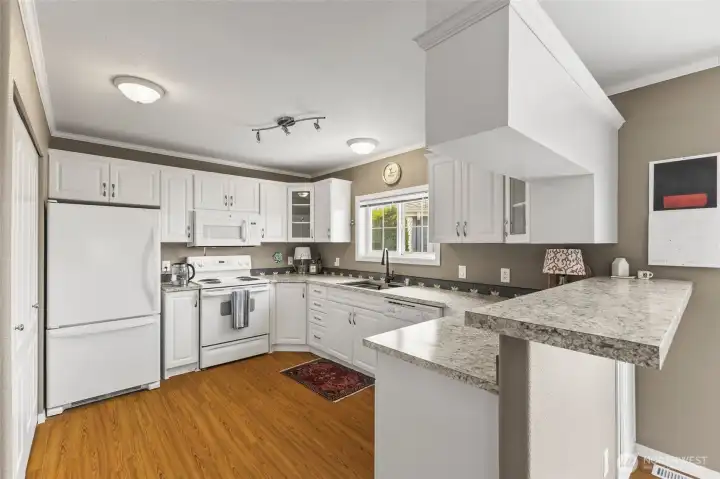 Light bright kitchen Light bright kitchen
