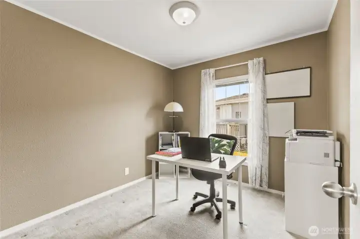 Bonus/office/craft room Bonus/office/craft room