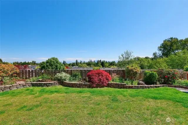 Views of the landscape and well kept back yard. Your private little oasis.