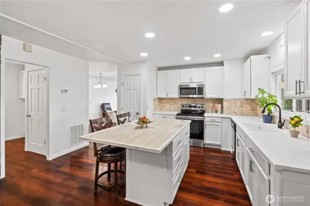 Kitchen Shot-3