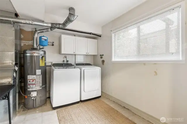 Washer and Dryer Included!
