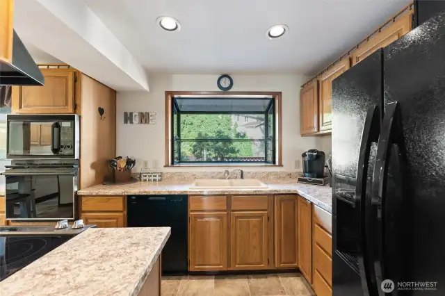 NEW laminate countertops