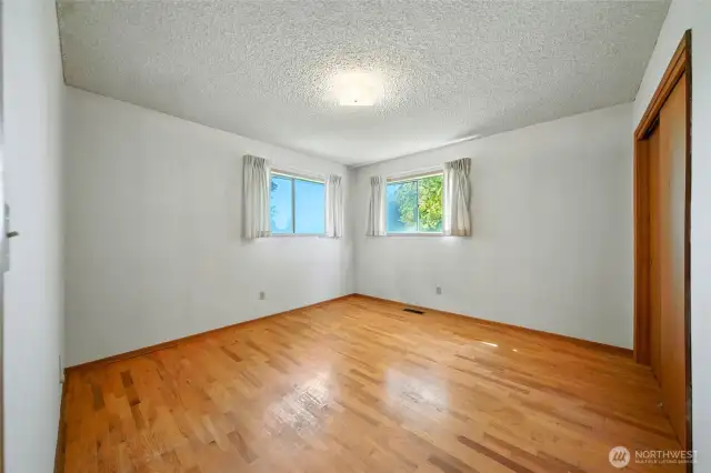 Bedroom #1