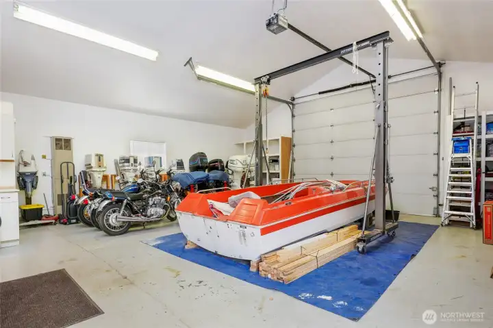 High ceilings, tall garage door