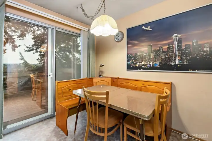 Dining area off the kitchen