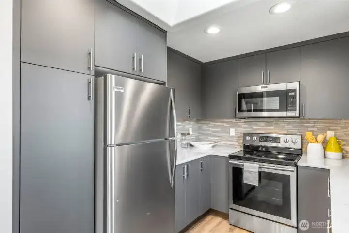 Good storage in this tidy kitchen