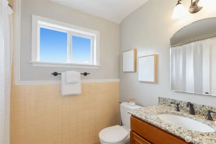 Full bath on the upper level