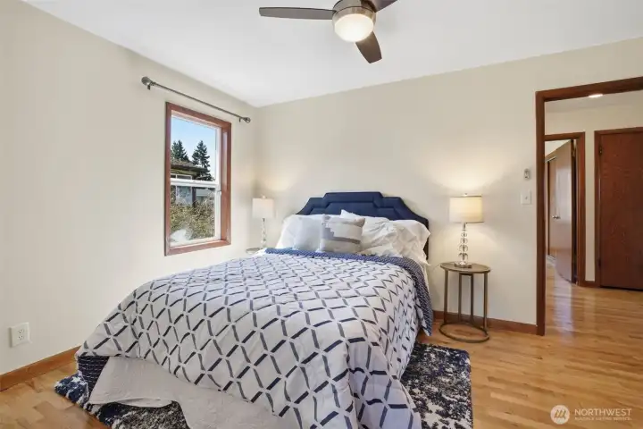 2nd bedroom with South facing window