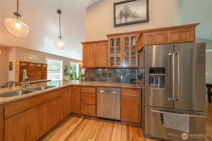 Lots of cabinets in the kitchen which has granite counter tops.  Stainless steel appliances will convey.