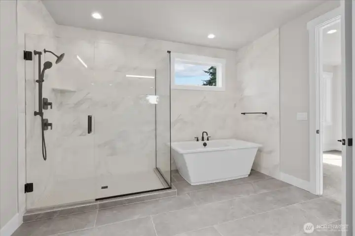 Upper Level Primary Bathroom