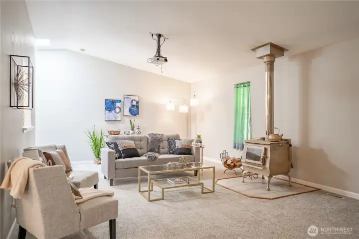 Spacious living room