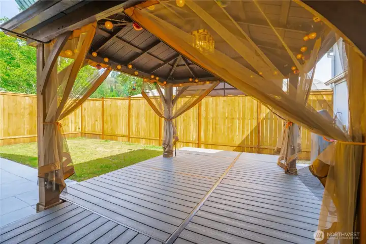 gorgeous outdoor space