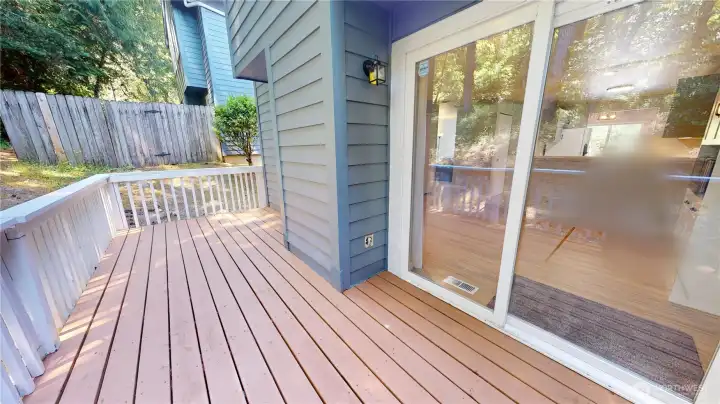 Privacy and shade provided in plenty by the natural vegetation. Privacy and shade provided in plenty by the natural vegetation.