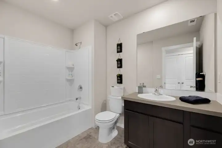 upstairs hall bathPhotos are for representational purposes only, colors and features may vary. upstairs hall bathPhotos are for representational purposes only, colors and features may vary.