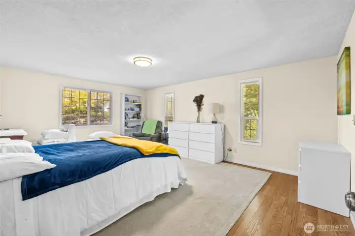 Spacious main floor Prirmary Bedroom