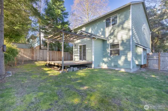 Great sized yard & fully fenced!