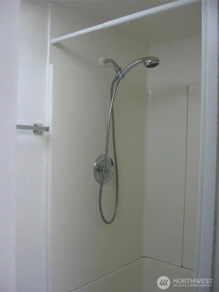 upper shower