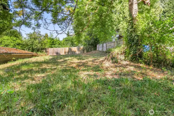 7200 square feet of land