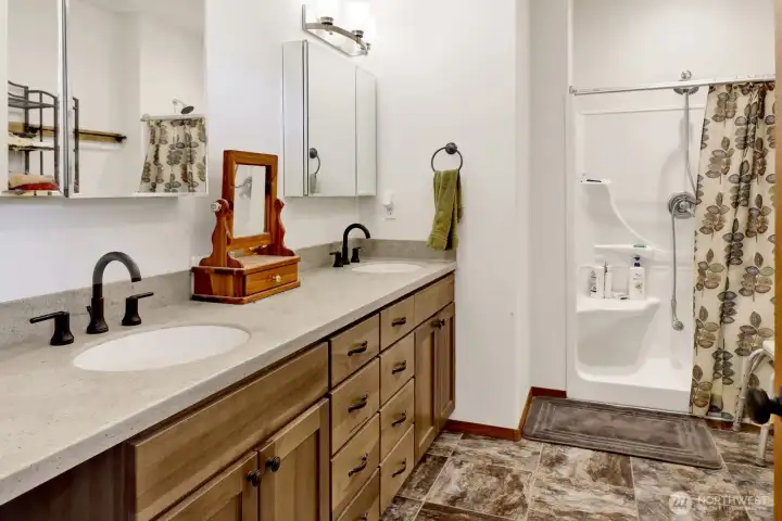 Primary bath with walk in shower