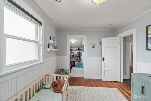 2nd bedroom with walk-in closet