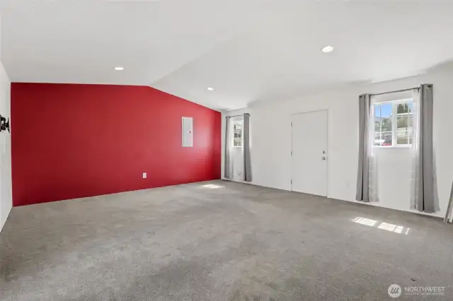 Bonus Room/Family Room