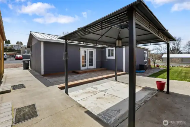 Covered Patio Area