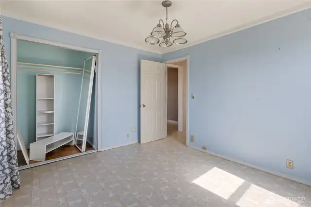 Bedroom #1