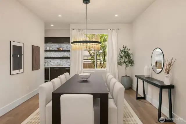 Formal Dining