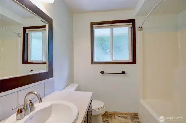 Full hall bathroom