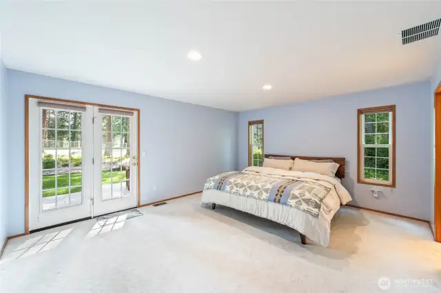 Main floor primary suite