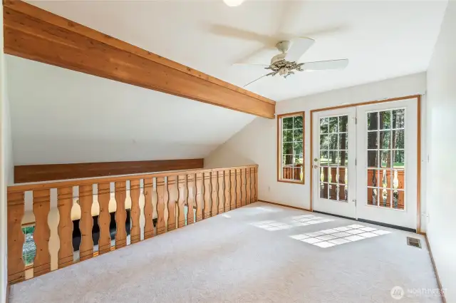 Generous loft space with balcony