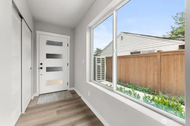 Photographs are for illustrative purposes only. Features, finishes, interior/exterior colors, landscaping and floorplan shown may vary from actual homes built.