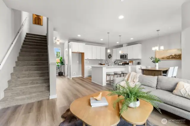 Photographs are for illustrative purposes only. Features, finishes, interior/exterior colors, landscaping and floorplan shown may vary from actual homes built.