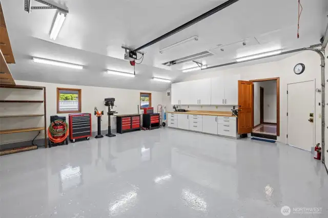 Immaculate garage!