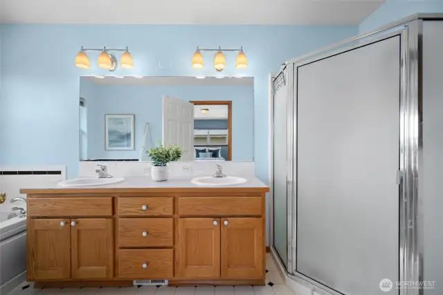 En-suite Primary Bathroom.