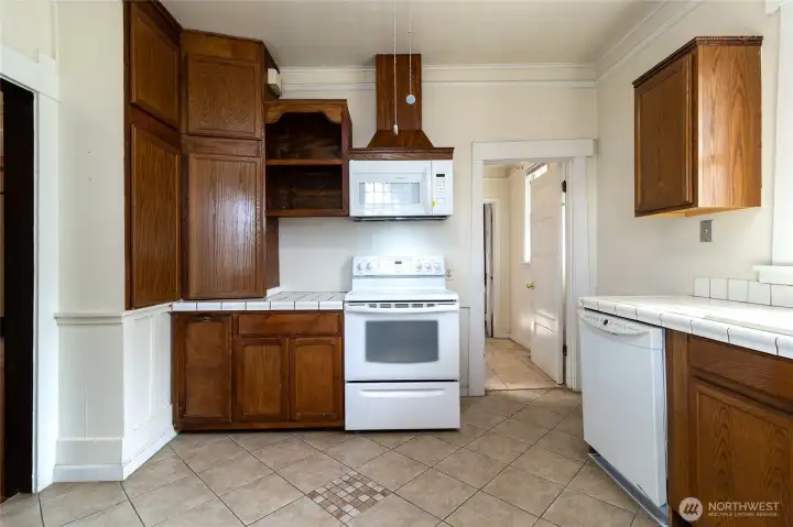 access to 3/4 bath