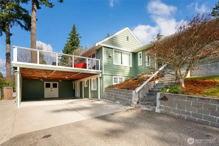 2 car garage with lower level entrance.